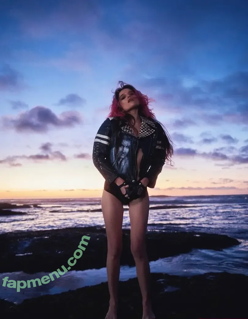 Sky Ferreira nude photo #0036 (skyferreira)