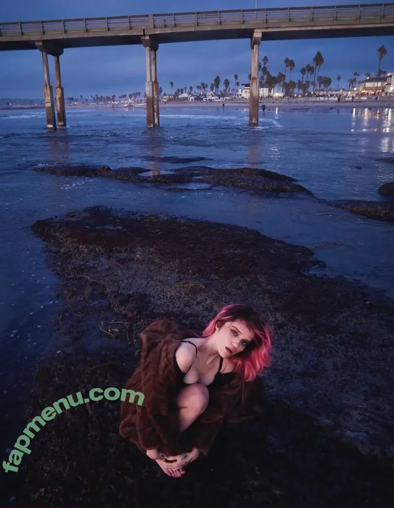 Sky Ferreira nude photo #0038 (skyferreira)