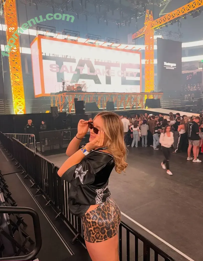 Sky Naomi Smith nude photo #0039 (skynaomismith)