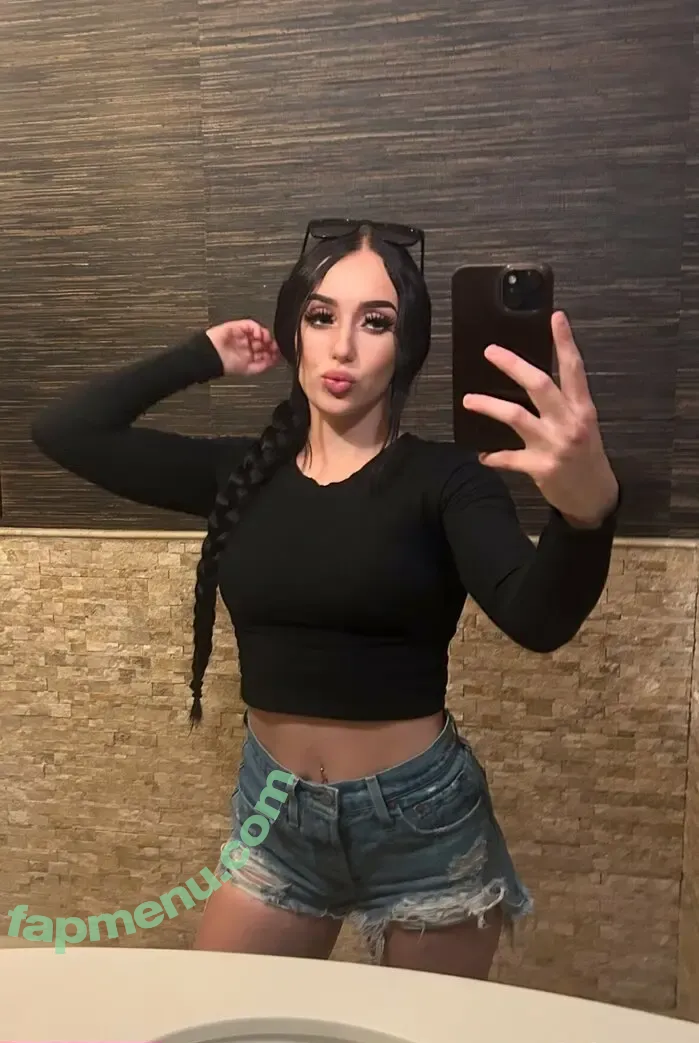 skybabygirlxo nude photo #0031 (skybabygirlxo)