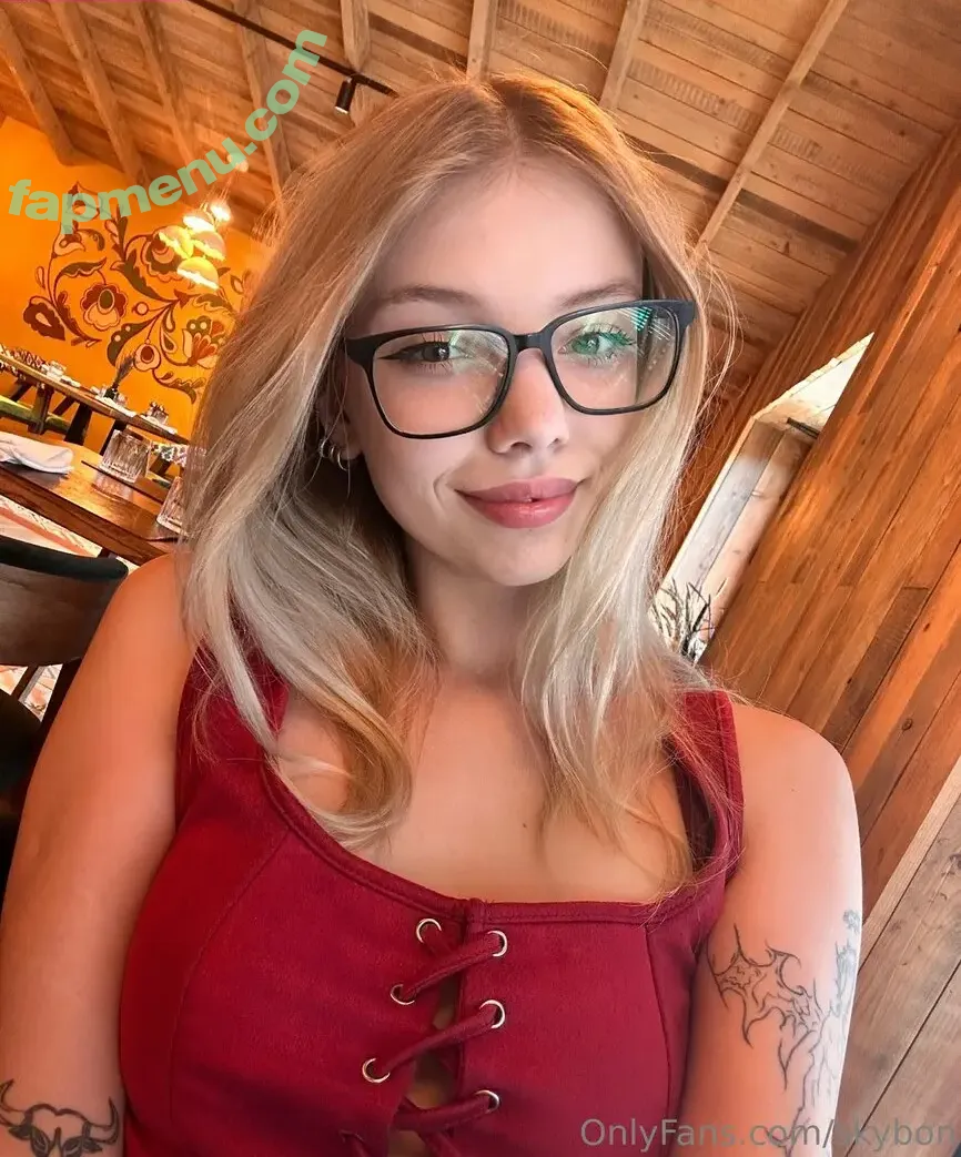 skybon nude photo #0023 (skybon)