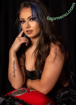 Skye Blue / SkyeBluewrestling / Skyebluewantsu / Skyebyee / skyebluehatesu nude photo #0095