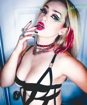 Skye Sweetnam / skye.sweetnam nude photo #0066