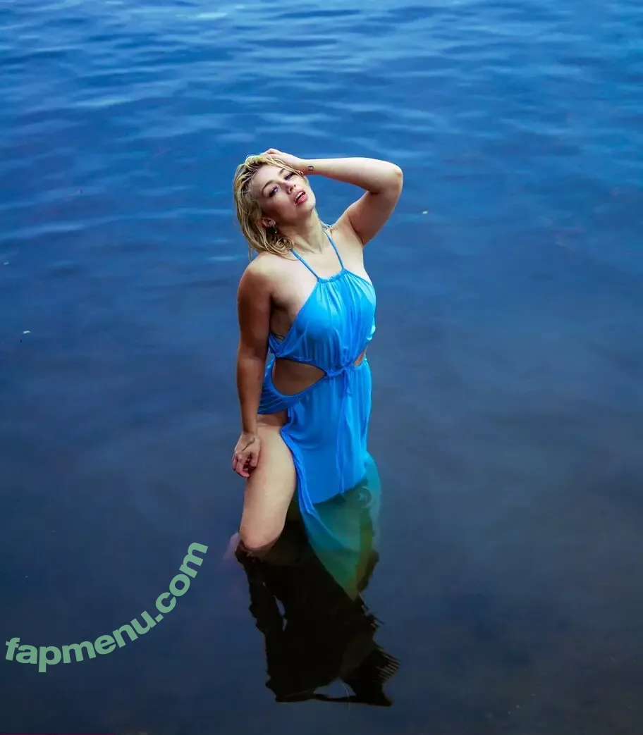 Skye Sweetnam nude photo #0028 (skye.sweetnam)