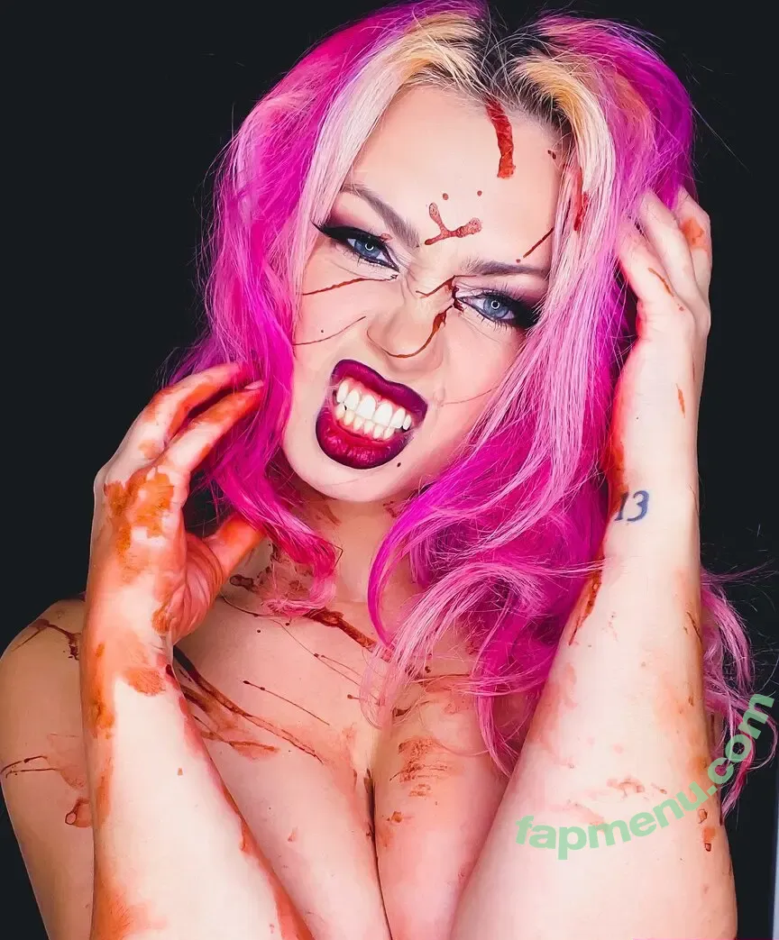 Skye Sweetnam nude photo #0071 (skye.sweetnam)