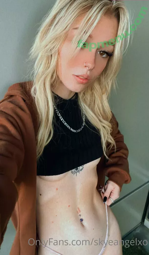 skyeangelxo nude photo #0059 (skyeangelxo)