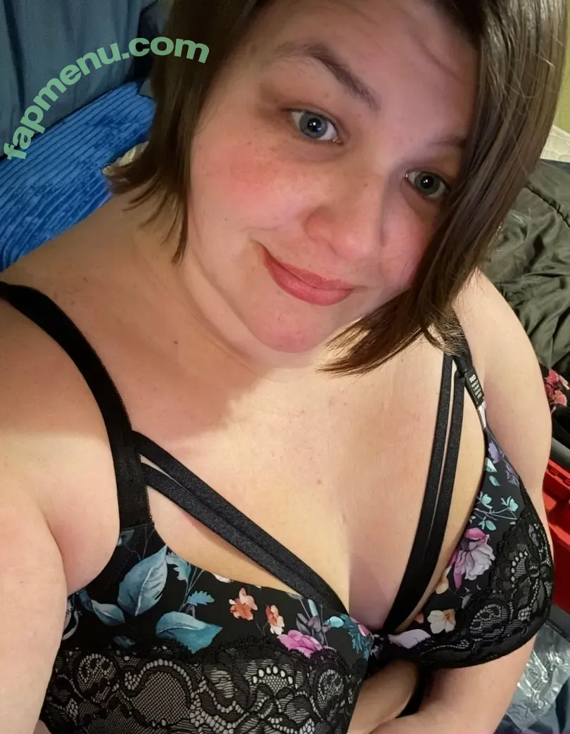 skyebabi21 nude photo #0006 (skybabe_21)