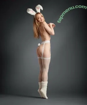 skyebarryblast / lulutrxie nude photo #0003