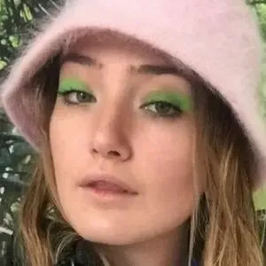 skyebarryblast / lulutrxie nude photo #0015