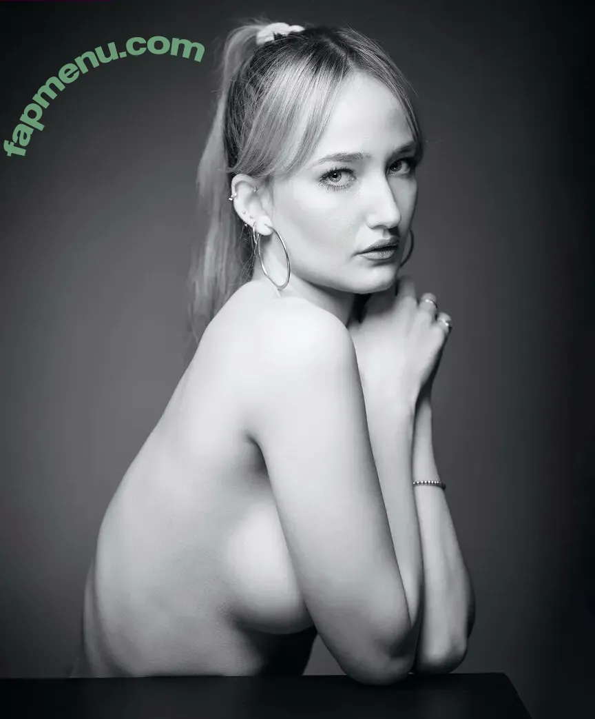 skyebarryblast nude photo #0005 (lulutrxie)