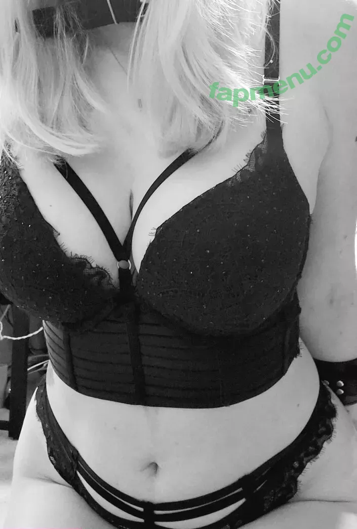 skyestone9 nude photo #0005 (skye Stone / skyestone99)