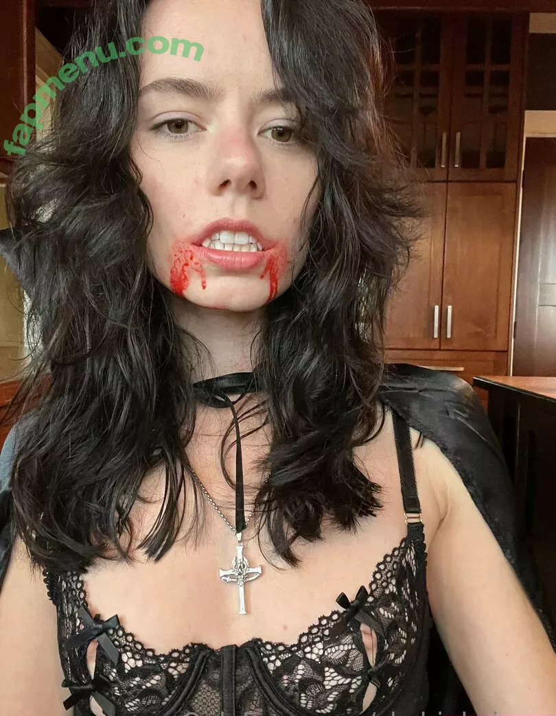 SkyHighSierra nude photo #0034 (xxxtopher69)