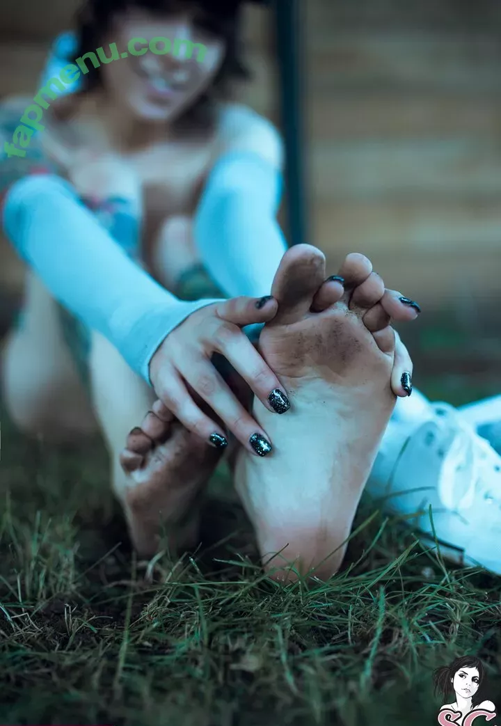 Skyhook Nova nude photo #0955 (SkyhookArt / skyhookarts / skyhooknova)