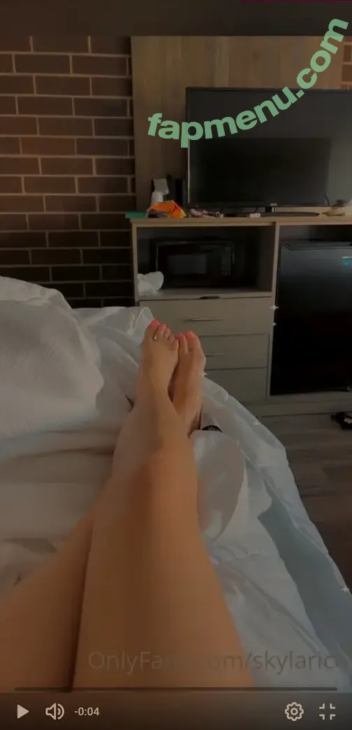 SkylaIce nude photo #0004 (lilcutiebri / skylarice)