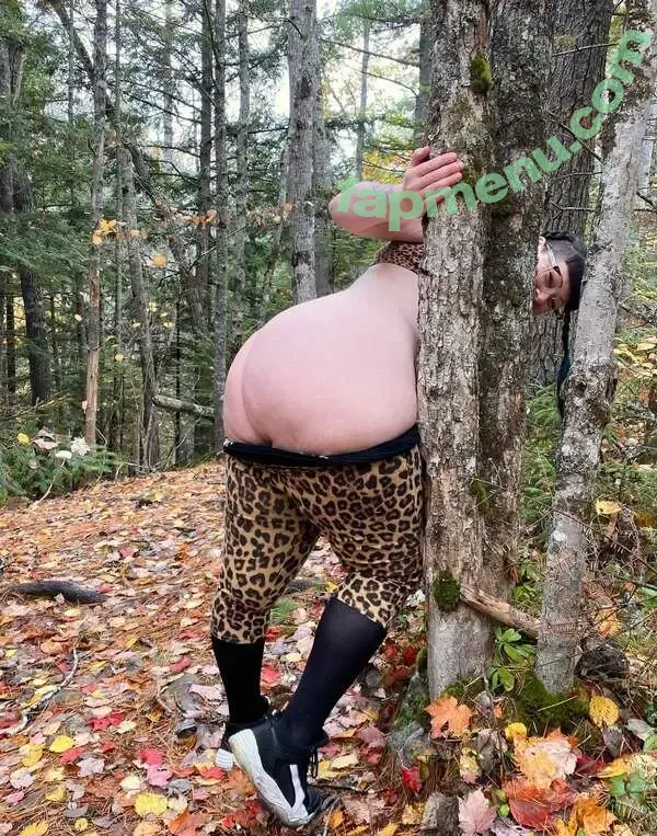 skylar_bird nude photo #0032 (skylar_bird47 / skylar_bird_ / skylar_bird_xxx)