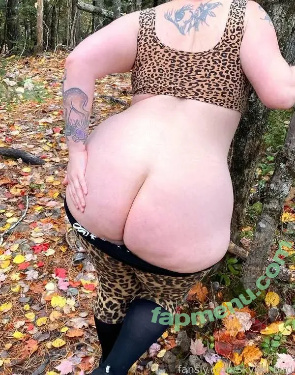 skylar_bird nude photo #0035 (skylar_bird47 / skylar_bird_ / skylar_bird_xxx)