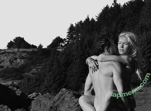 Skylar Grey / shxnannx / skylargrey nude photo #0150