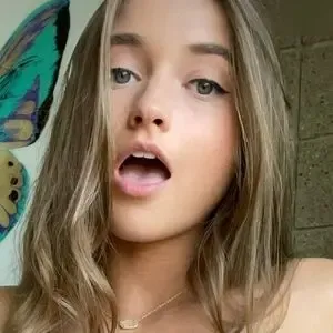 Skylar Mae / skylarmaexo nude photo #0002