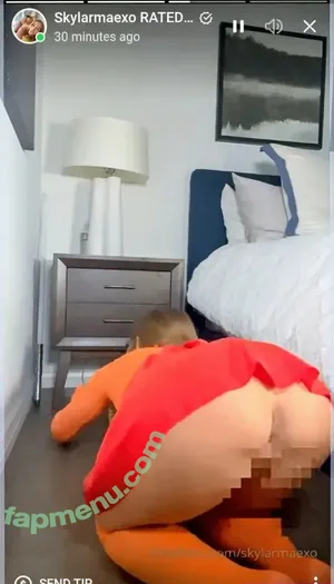 Skylar Mae / skylarmaexo / skylarmayxoxoxo nude photo #0012
