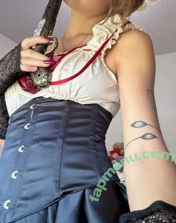 Skylar Martin nude photo #0161 (skylarnmartin / skyskysoflyy)