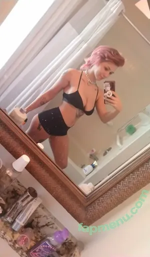  nude photo #0007