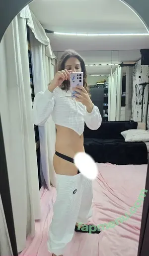 skylarfairyfree / skylarfawne nude photo #0027