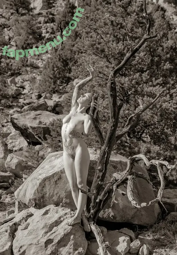 skylarrae nude photo #0003 (skylarrae)