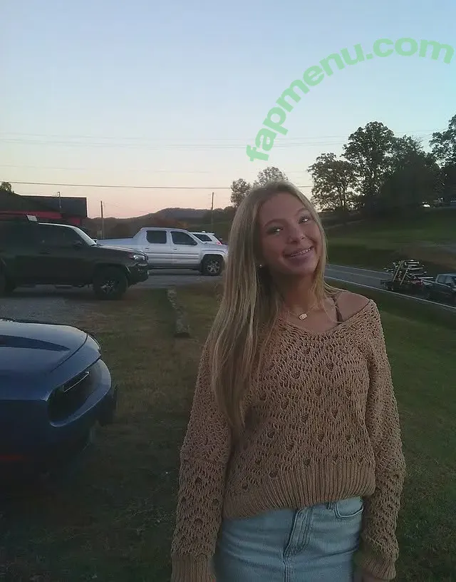 Skylaspamyy Alainza nude photo #0021 (skylaspamyy)