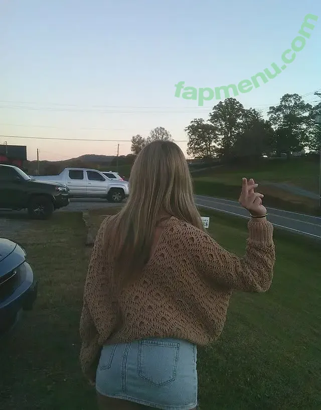 Skylaspamyy Alainza nude photo #0024 (skylaspamyy)