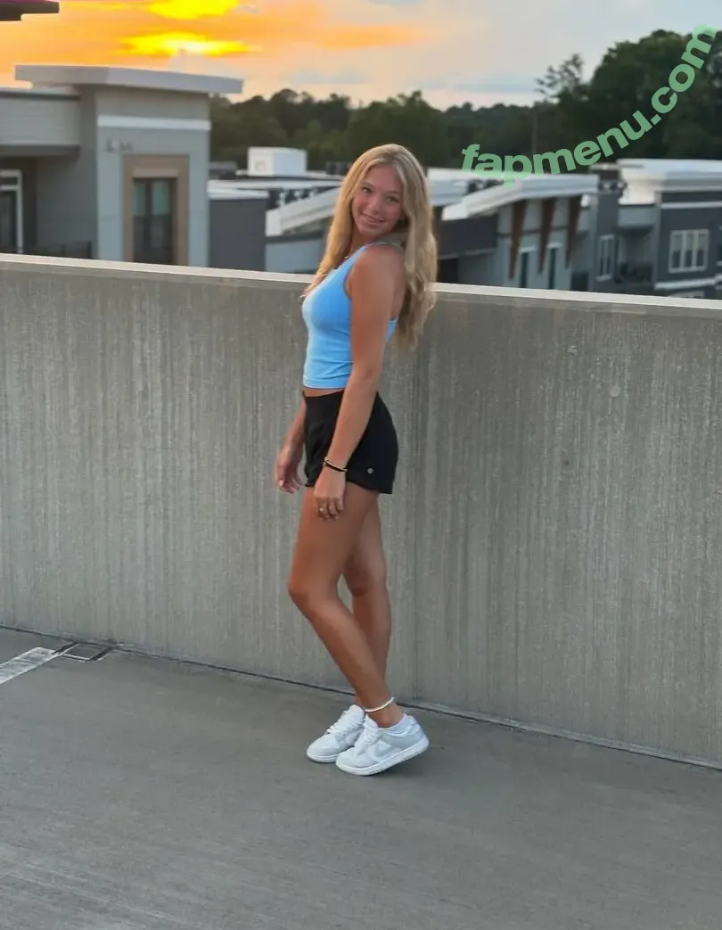 Skylaspamyy Alainza nude photo #0035 (skylaspamyy)