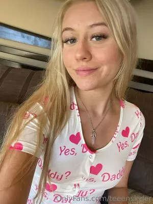 SkylerStormxo nude photo #0120