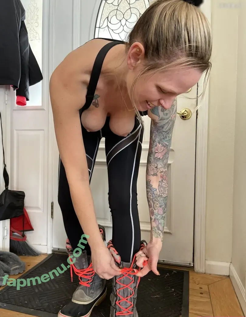 skylerxo nude photo #0770 (XOXOSkyler1 / _skyler_xo / snackingwithskyler)