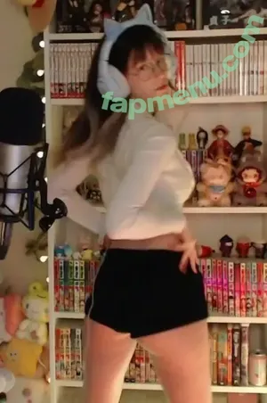 Skymi_chan nude photo #0557