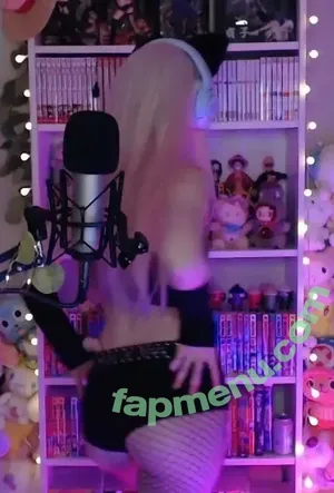 Skymi_chan nude photo #0650