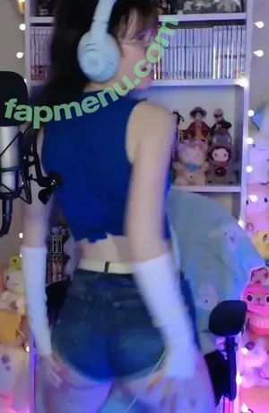 Skymi_chan nude photo #0802