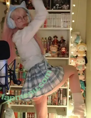 Skymi_chan nude photo #0924