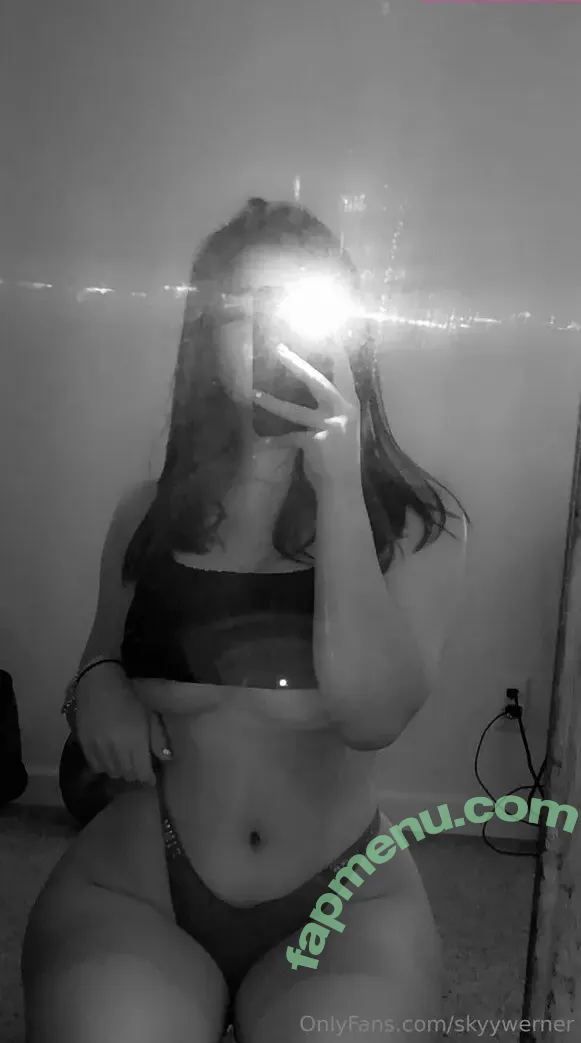 skyyleee nude photo #0001 (skyyleee)