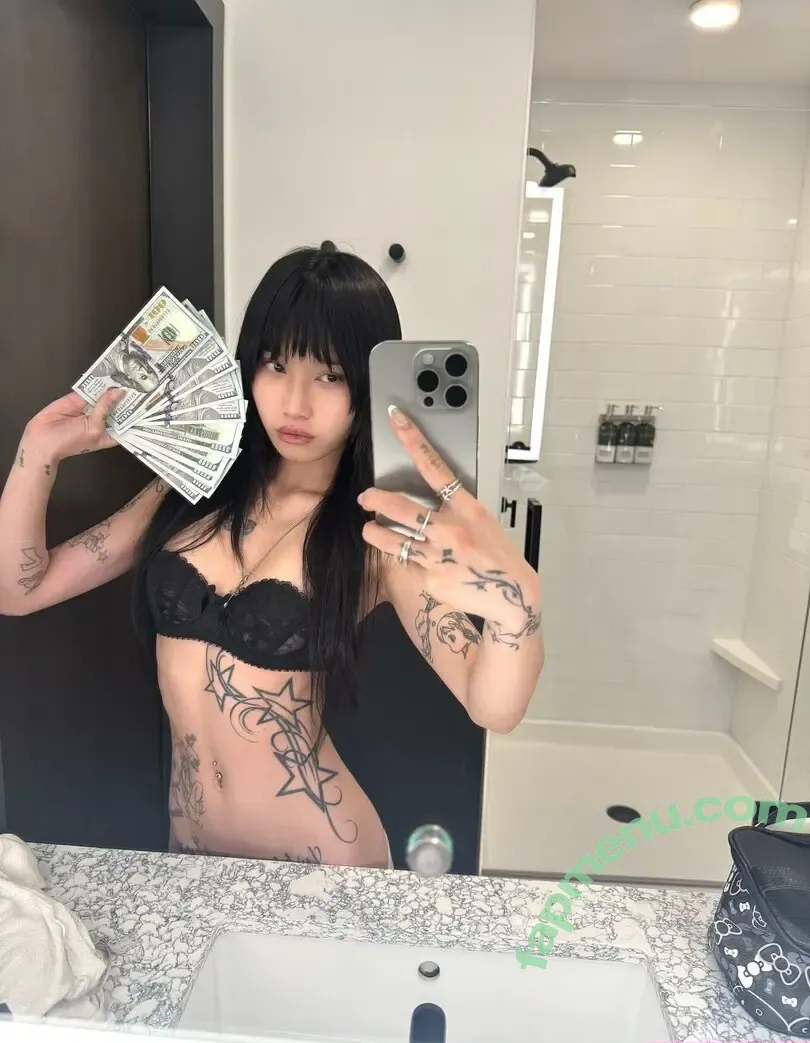 sl33zyskiz nude photo #0166 (sl33zyskiz)