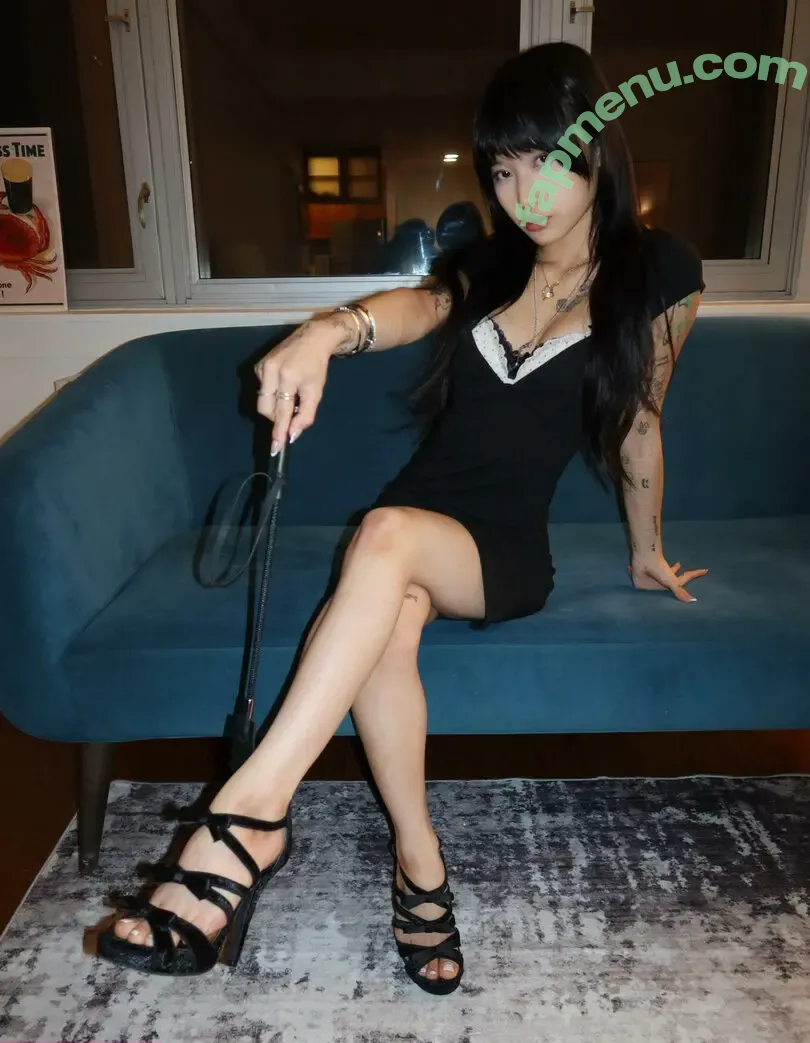 sl33zyskiz nude photo #0174 (sl33zyskiz)