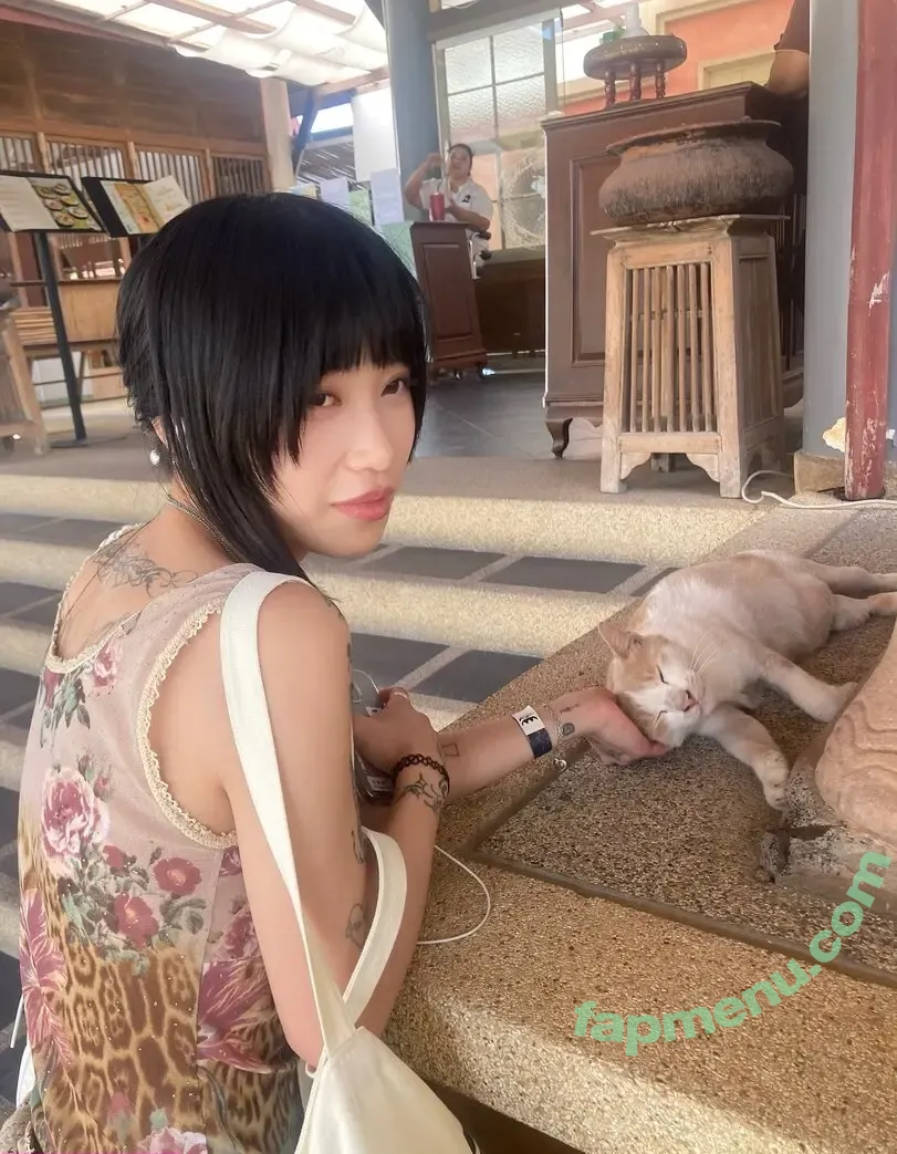 sl33zyskiz nude photo #0196 (sl33zyskiz)