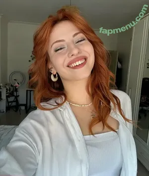  nude photo #0004
