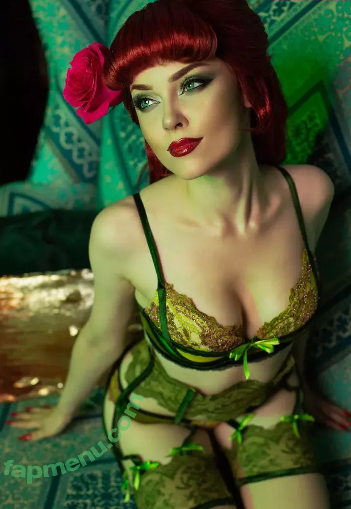 Sladkoslava nude photo #0218 (Ilona Bugaeva / sladkoslavacosplay)