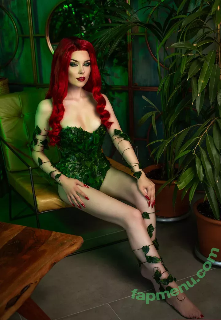 Sladkoslava nude photo #0237 (Ilona Bugaeva / sladkoslavacosplay)