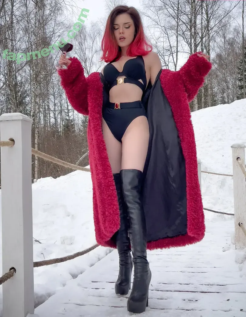 Sladkoslava nude photo #0772 (Ilona Bugaeva / sladkoslavacosplay)