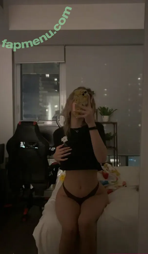 slavicfairyy nude photo #0036 (katbunniixoxo / luxbunnii / slavic.faery)