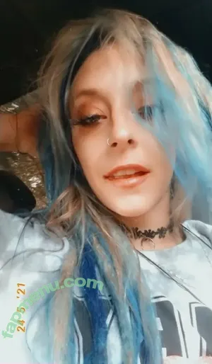 slayallday138 / gypsylinz22 nude photo #0003