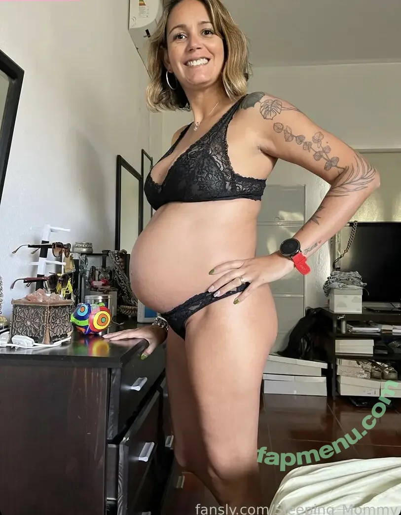 Sleeping-mommy nude photo #0006 (thesleepingmommy)