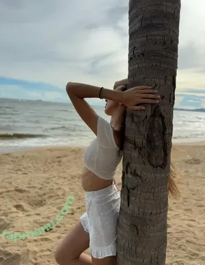 SlimKary / reel nude photo #0163