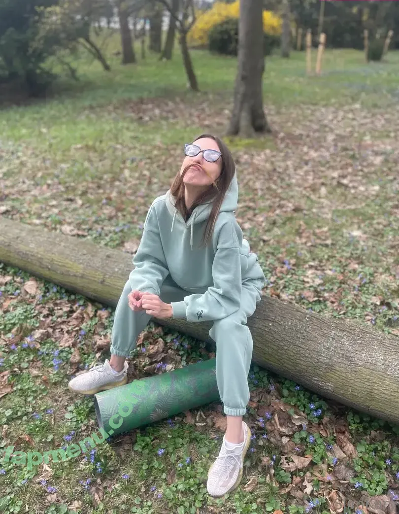 SlimKary nude photo #0168 (reel)