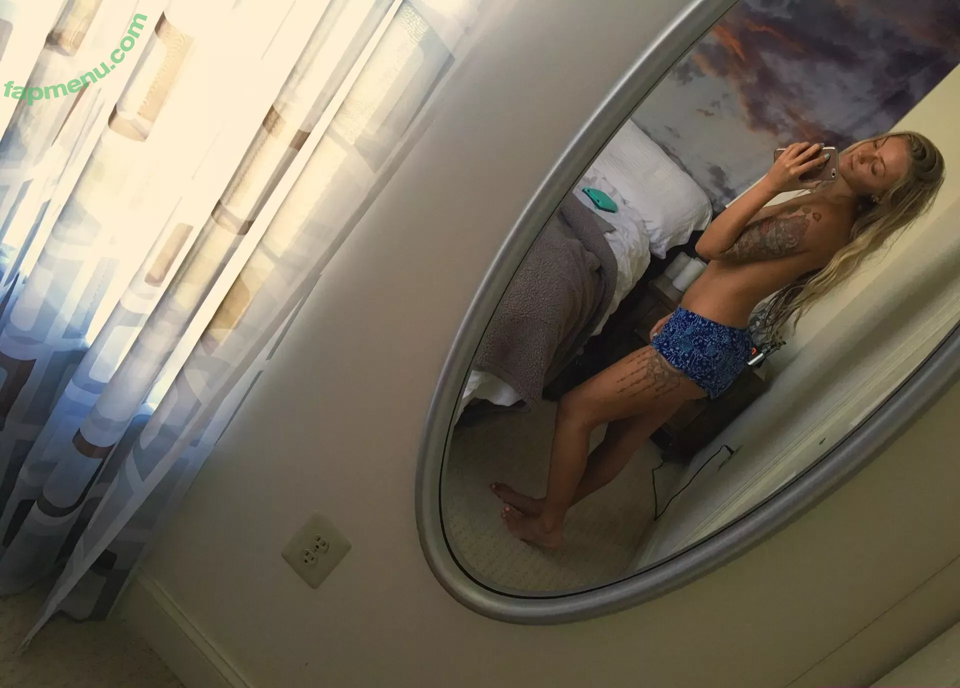 slimthicash nude photo #0002 (slimthiccsiss)